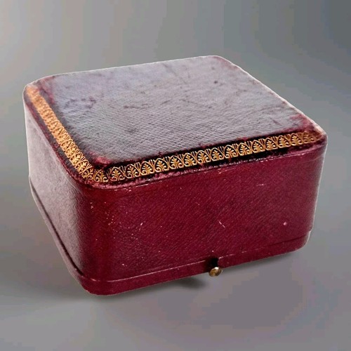 Ancien ecrin bijou - ancien, a